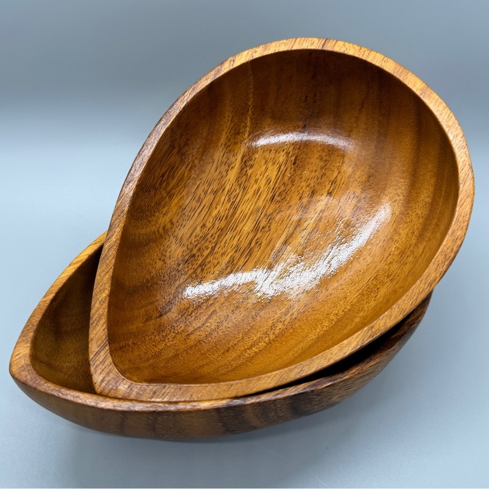 EUC Pair of Beautiful Vintage Monkeypod Wood Bowls - Almond-shaped